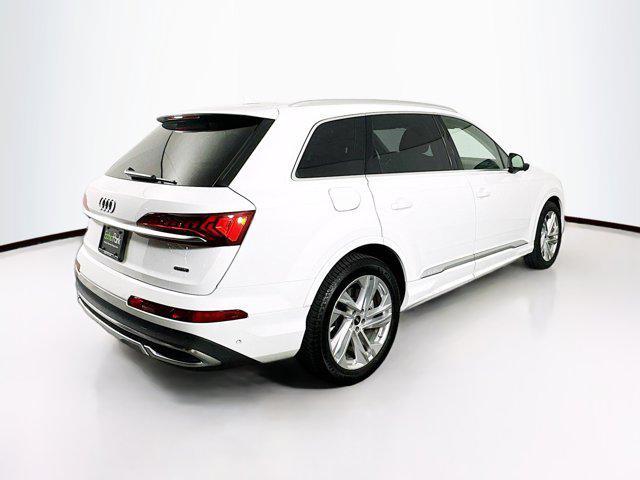 used 2022 Audi Q7 car, priced at $43,897