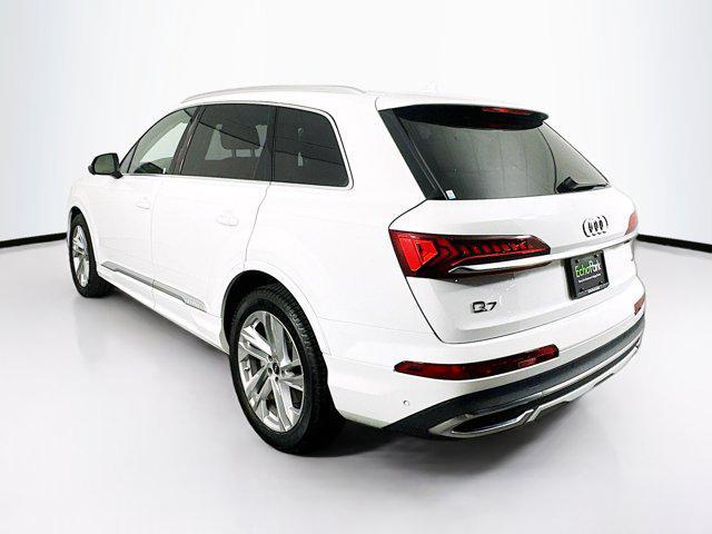used 2022 Audi Q7 car, priced at $43,897