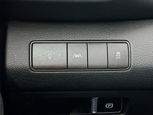 used 2021 Hyundai Santa Fe car, priced at $16,996