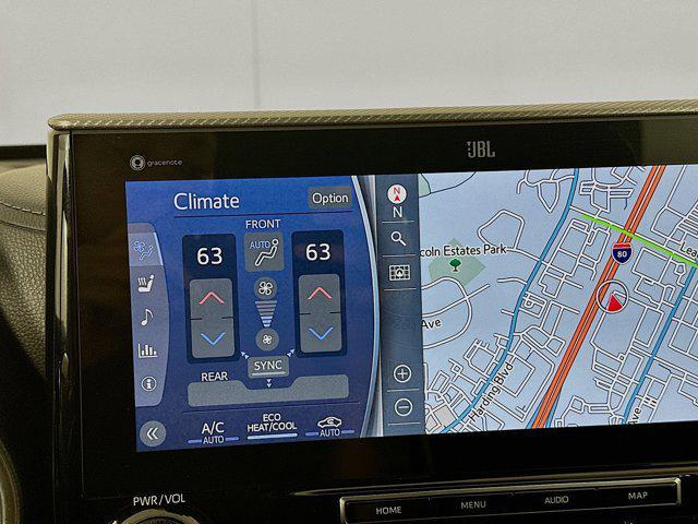 used 2022 Toyota Highlander car, priced at $37,497