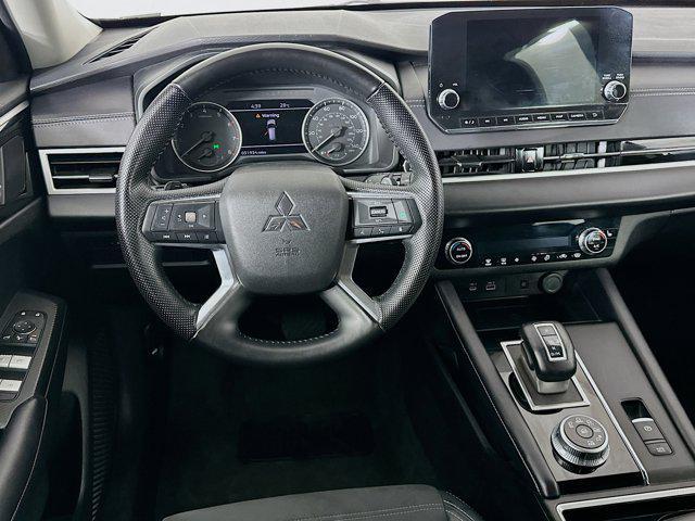 used 2024 Mitsubishi Outlander car, priced at $23,997