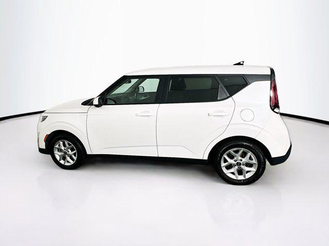 used 2024 Kia Soul car, priced at $14,997