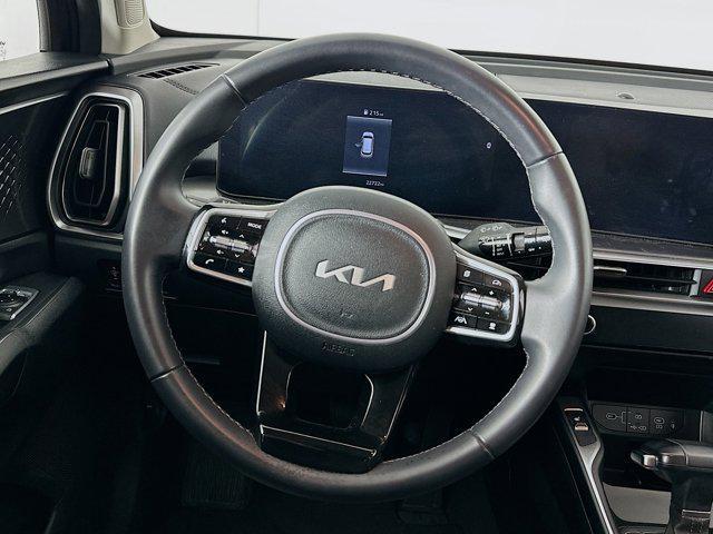 used 2024 Kia Sorento car, priced at $25,897