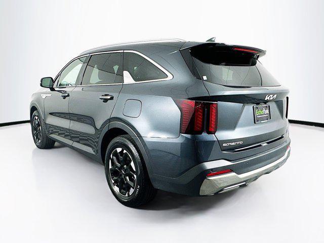 used 2024 Kia Sorento car, priced at $25,897