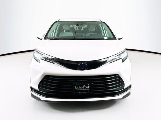 used 2023 Toyota Sienna car, priced at $34,697