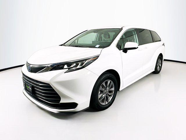 used 2023 Toyota Sienna car, priced at $34,697