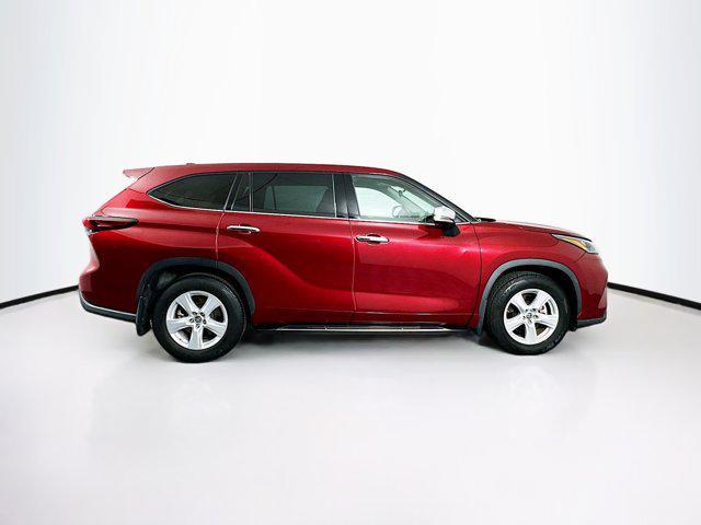 used 2020 Toyota Highlander car, priced at $25,597