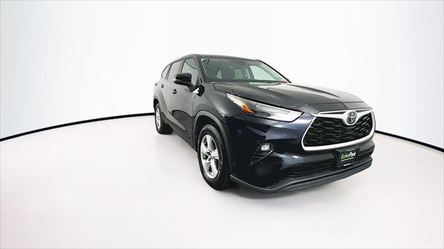 used 2024 Toyota Highlander car, priced at $35,689