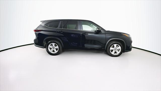 used 2024 Toyota Highlander car, priced at $35,689