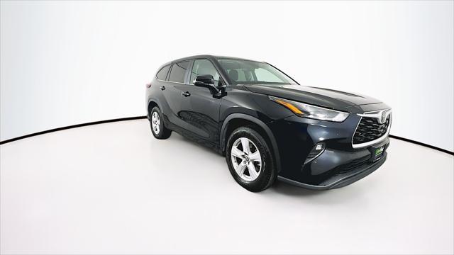 used 2024 Toyota Highlander car, priced at $35,689