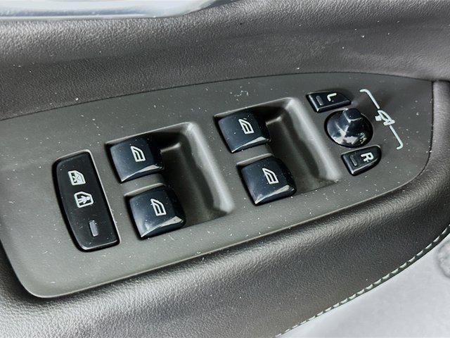 used 2023 Volvo XC90 car, priced at $37,997