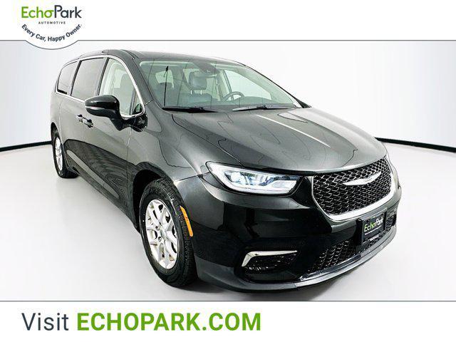 used 2023 Chrysler Pacifica car, priced at $22,289