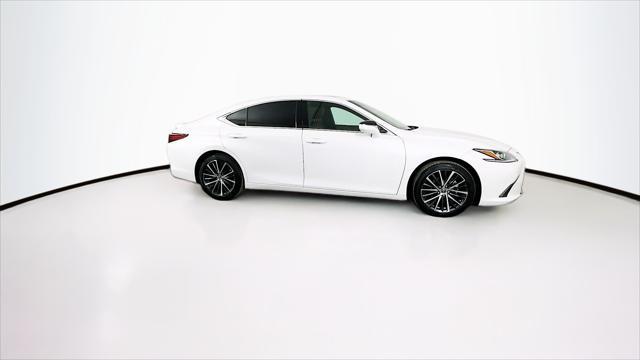 used 2024 Lexus ES 300h car, priced at $39,189