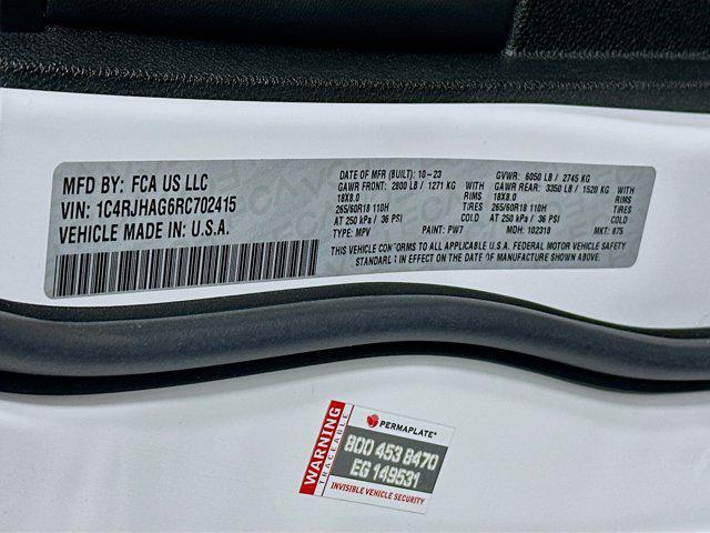 used 2024 Jeep Grand Cherokee car, priced at $31,797