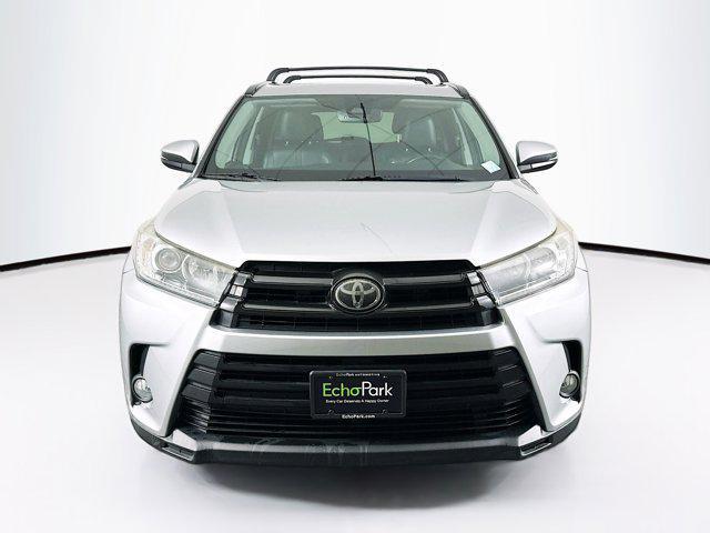 used 2017 Toyota Highlander car, priced at $24,796
