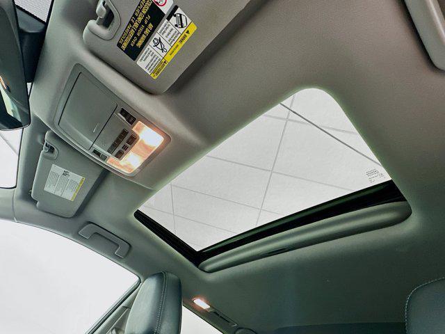 used 2017 Toyota Highlander car, priced at $24,796