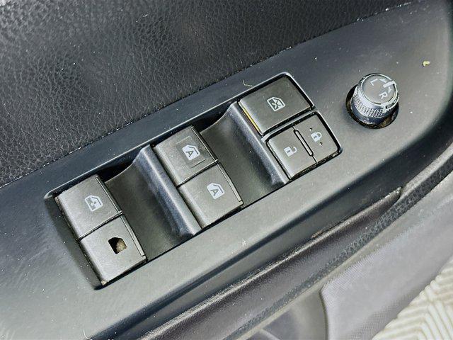 used 2017 Toyota Highlander car, priced at $24,796