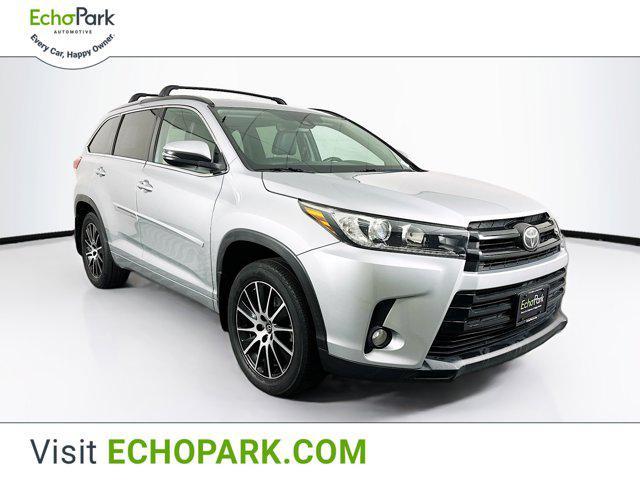 used 2017 Toyota Highlander car, priced at $24,796