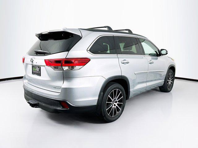used 2017 Toyota Highlander car, priced at $24,796