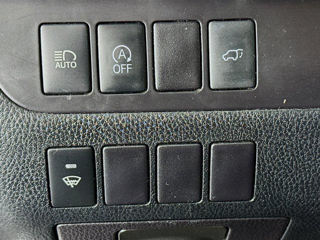 used 2017 Toyota Highlander car, priced at $24,796