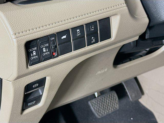 used 2020 Honda Odyssey car, priced at $31,397