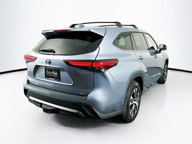 used 2021 Toyota Highlander Hybrid car, priced at $37,797