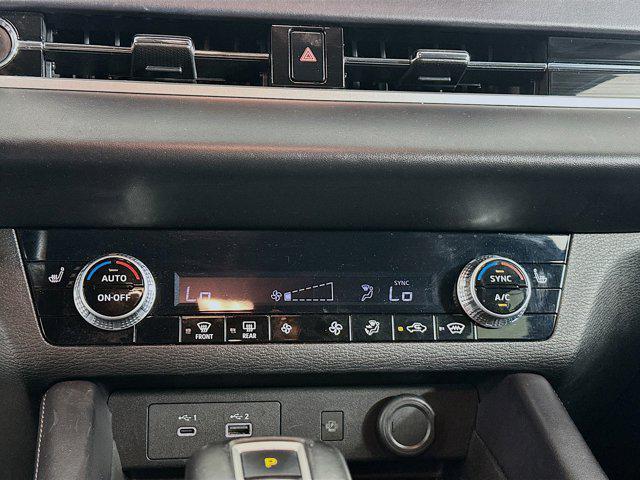 used 2024 Mitsubishi Outlander car, priced at $22,487