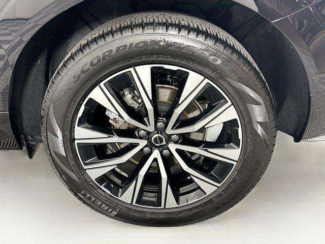 used 2025 Volvo XC60 car, priced at $33,487
