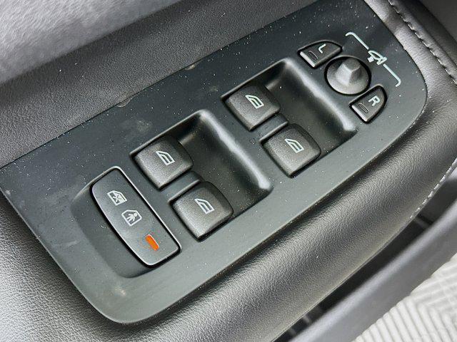 used 2025 Volvo XC60 car, priced at $33,487