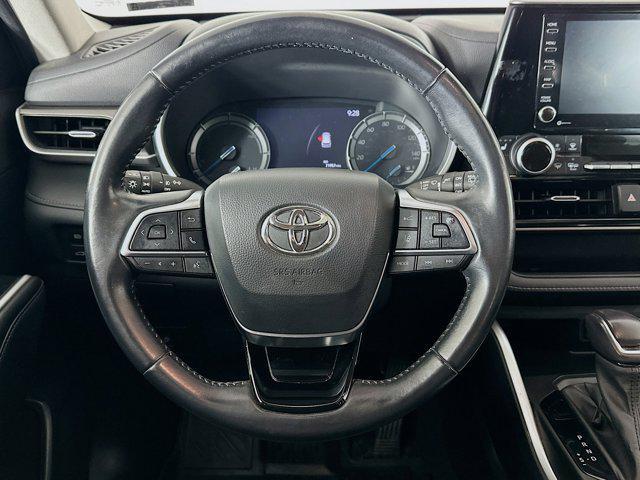 used 2021 Toyota Highlander Hybrid car, priced at $35,397