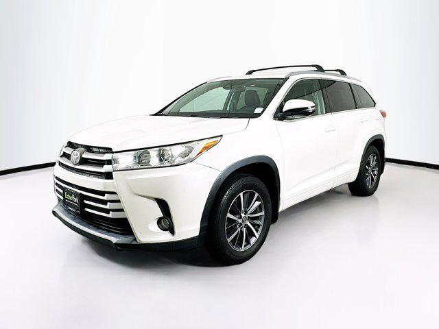 used 2017 Toyota Highlander car, priced at $19,399