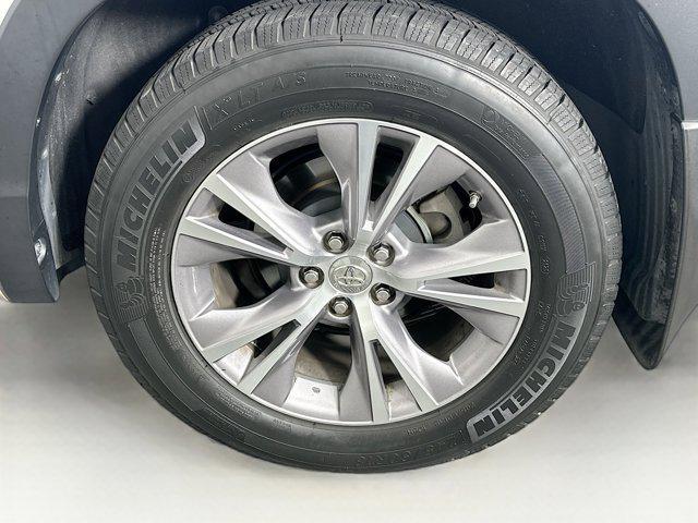 used 2015 Toyota Highlander car, priced at $17,499