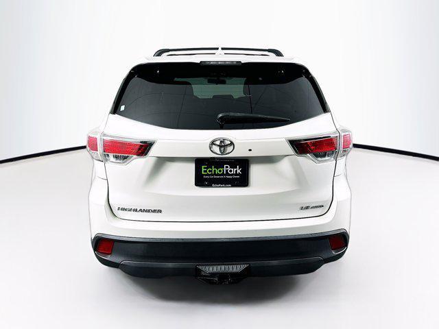 used 2015 Toyota Highlander car, priced at $17,499