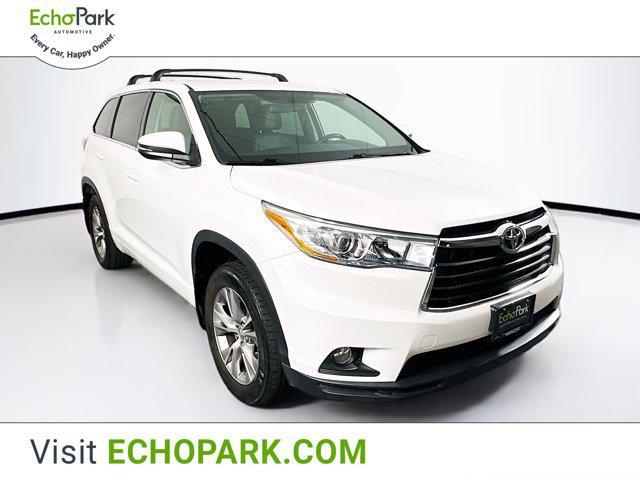 used 2015 Toyota Highlander car, priced at $20,899