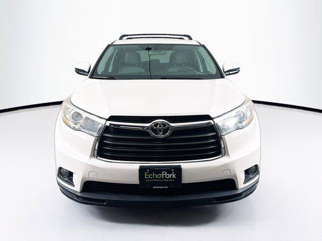 used 2015 Toyota Highlander car, priced at $20,899