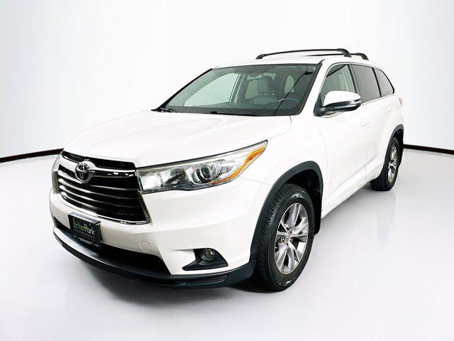 used 2015 Toyota Highlander car, priced at $20,899