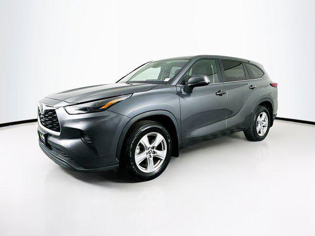 used 2023 Toyota Highlander car, priced at $30,589