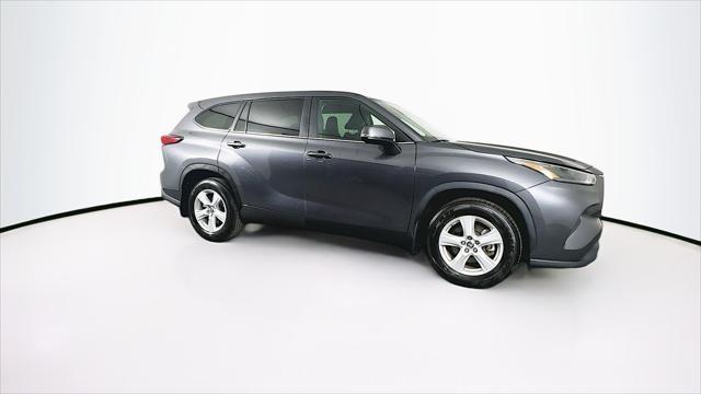 used 2023 Toyota Highlander car, priced at $33,889