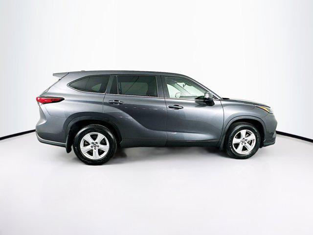 used 2023 Toyota Highlander car, priced at $30,589