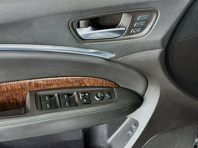 used 2018 Acura MDX car, priced at $21,899