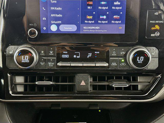 used 2023 Toyota Highlander car, priced at $34,397