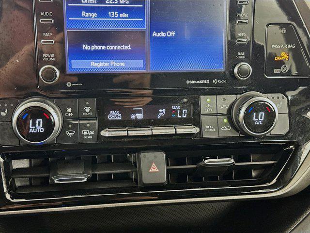 used 2022 Toyota Highlander car, priced at $31,997
