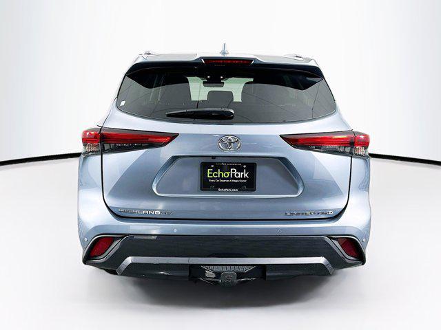 used 2021 Toyota Highlander car, priced at $35,699