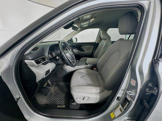 used 2022 Toyota Highlander car, priced at $28,697