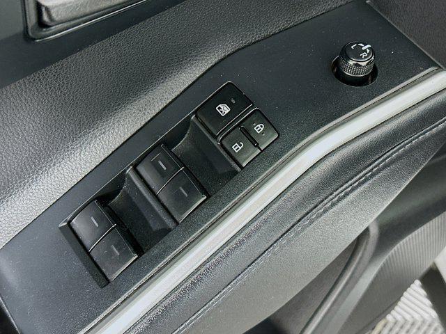 used 2023 Toyota Highlander car, priced at $29,297