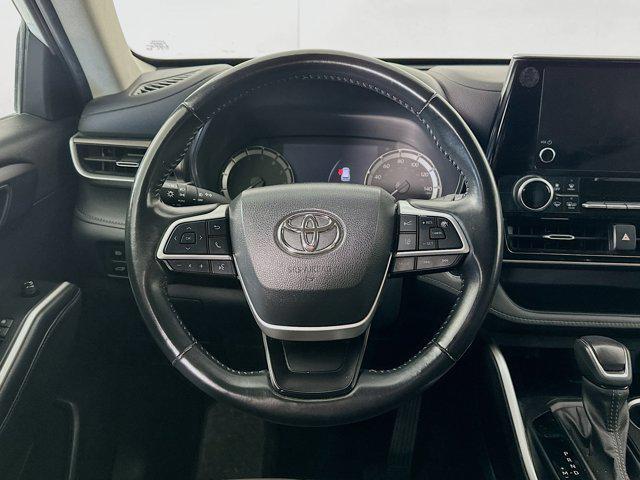 used 2023 Toyota Highlander car, priced at $29,297