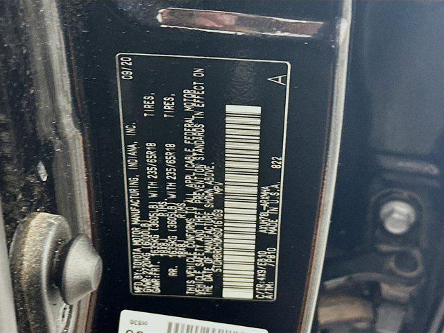 used 2021 Toyota Highlander Hybrid car, priced at $32,797