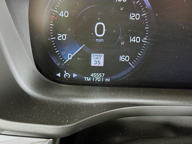 used 2021 Volvo XC60 car, priced at $26,997