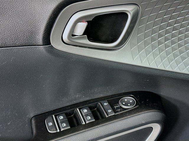 used 2022 Kia Soul car, priced at $13,487