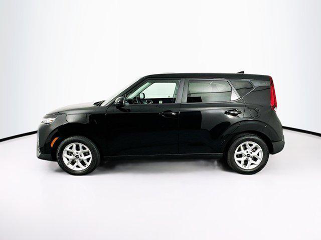 used 2022 Kia Soul car, priced at $13,487